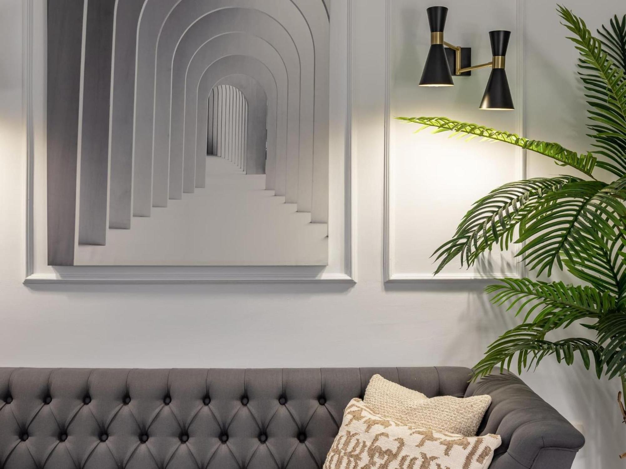 Central Stylish And Elegant 1 & 2 Bedroom Apartments I Гранада Экстерьер фото