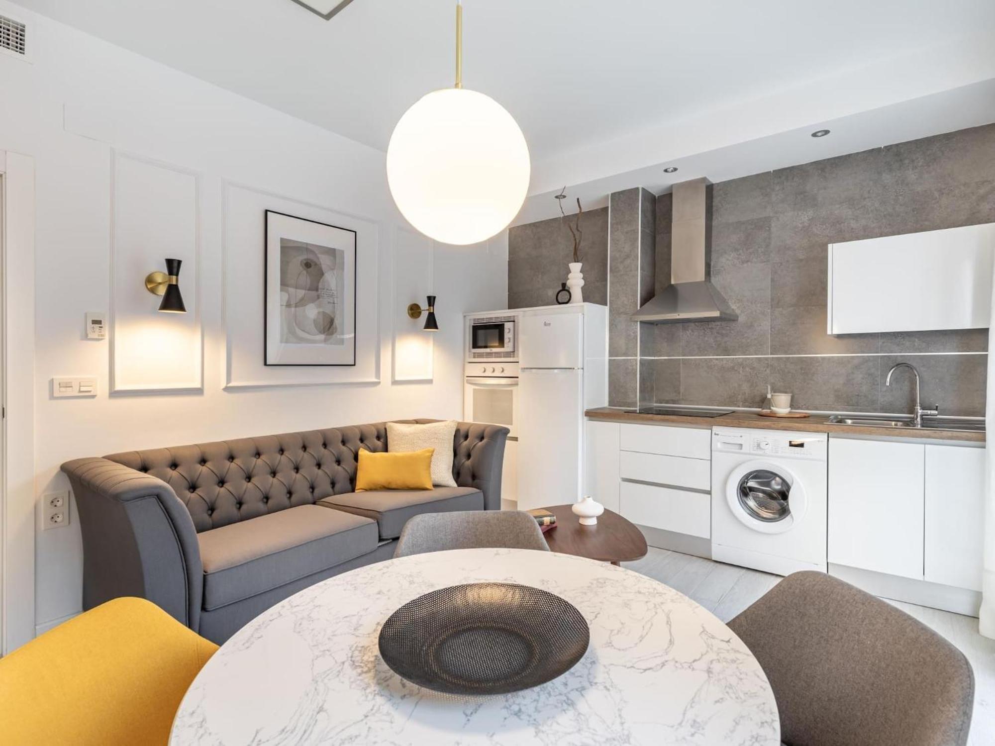 Central Stylish And Elegant 1 & 2 Bedroom Apartments I Гранада Экстерьер фото