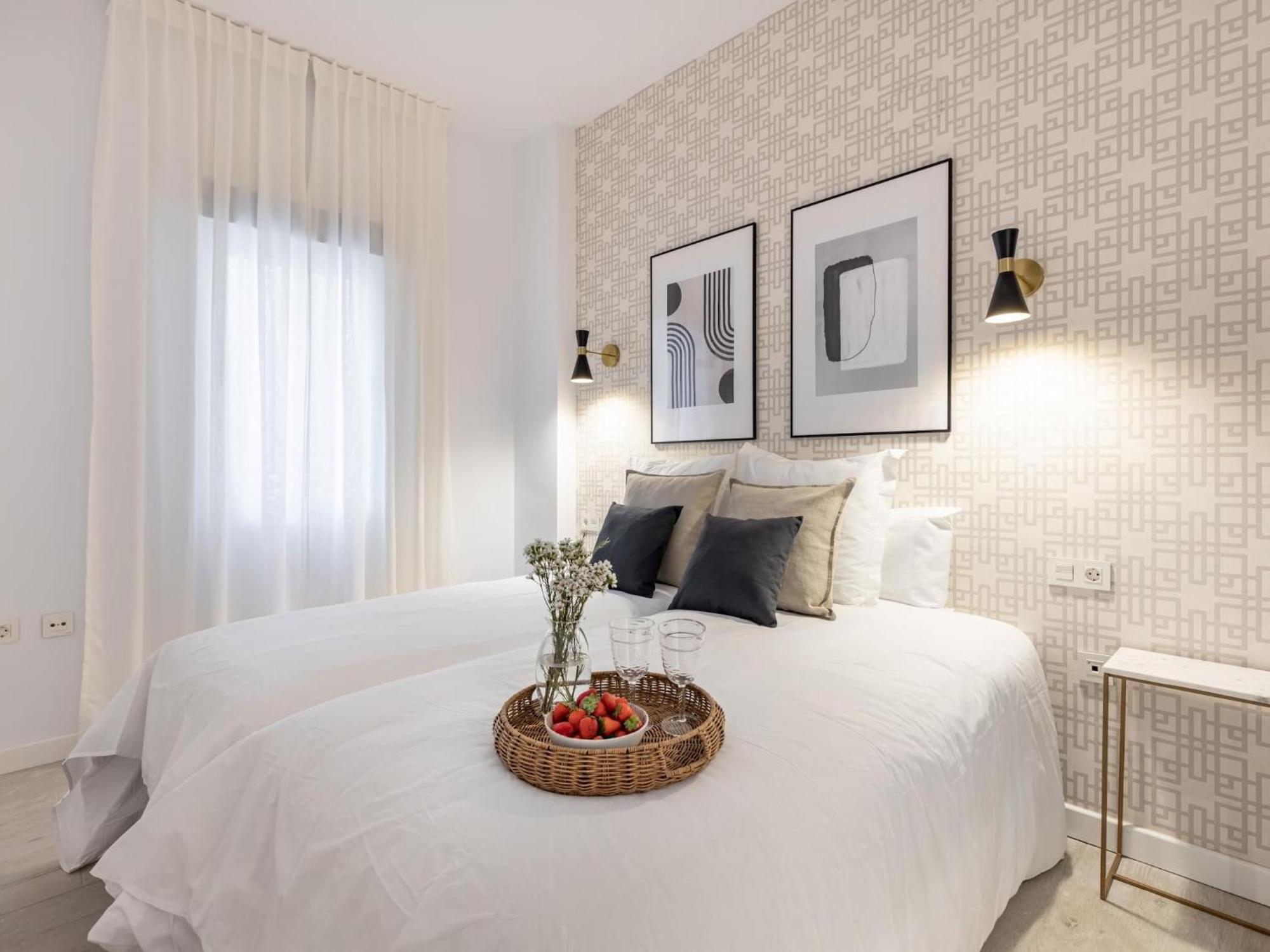 Central Stylish And Elegant 1 & 2 Bedroom Apartments I Гранада Экстерьер фото