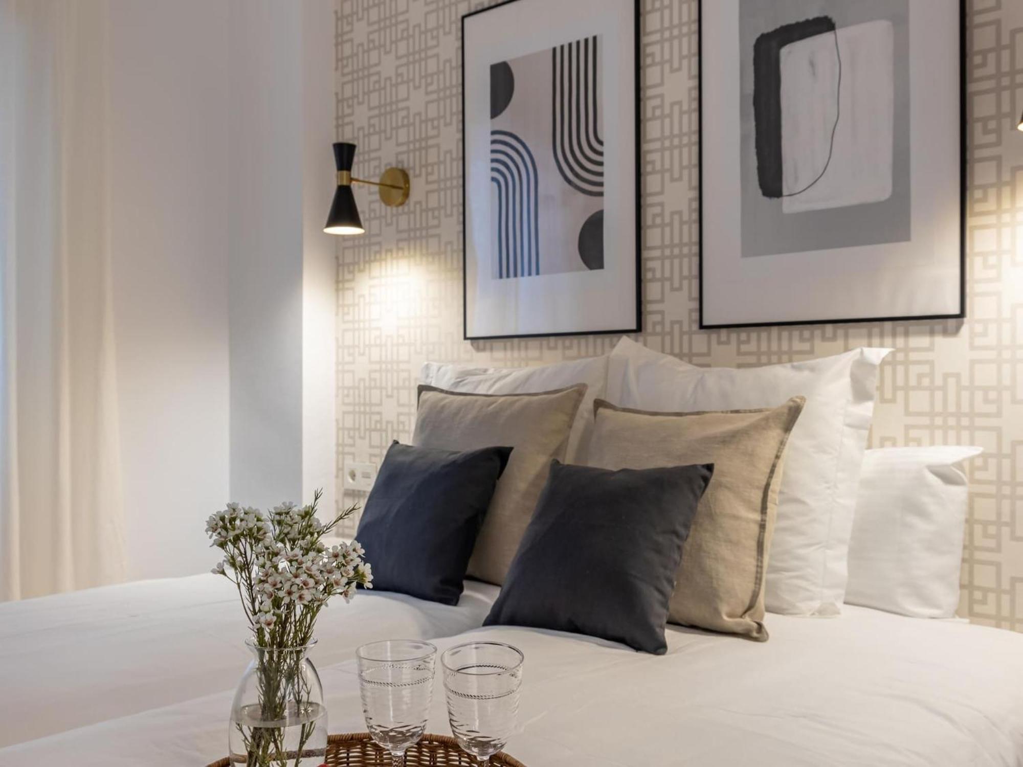 Central Stylish And Elegant 1 & 2 Bedroom Apartments I Гранада Экстерьер фото
